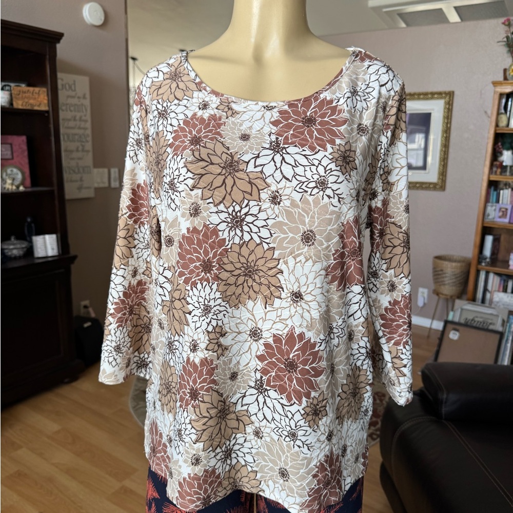 Emily Daniels brown, tan & white 3/4 sleeves blouse-size L - Picture 4 of 9